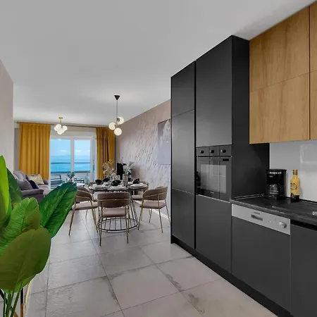 Luxury Mirage Макарска