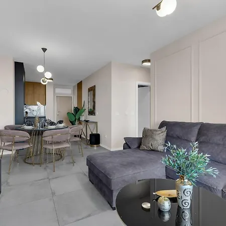 Luxury Mirage Apartment Makarska