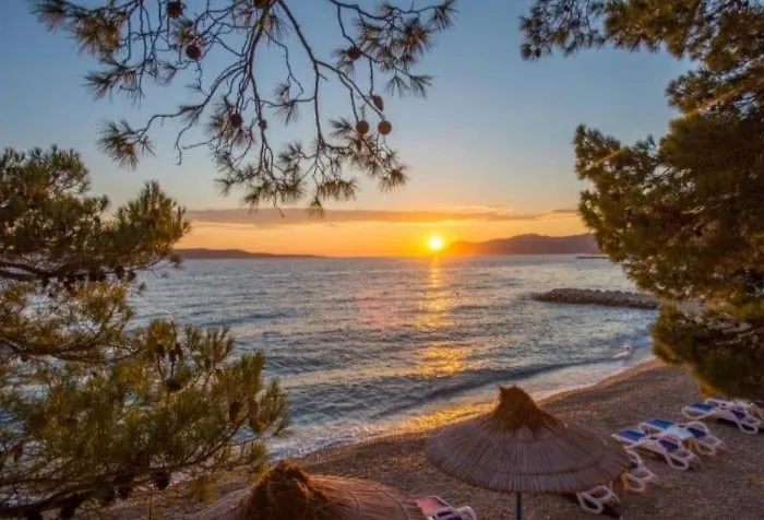 Luxury Mirage Апартаменти