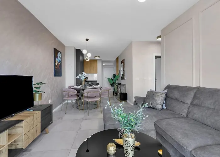 Luxury Mirage * Makarska